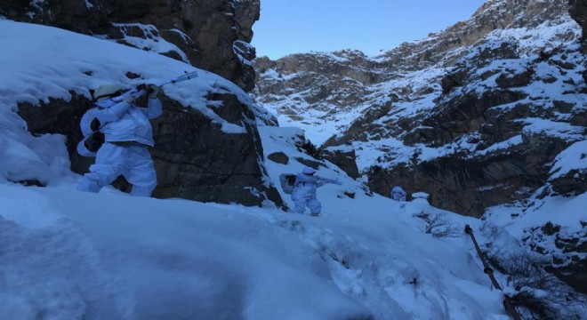 PKK/KCK'ya ait sığınak imha edildi
