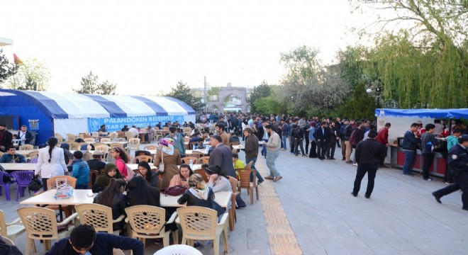 Palandöken Belediyesinden 3 bin vatandaşa iftar