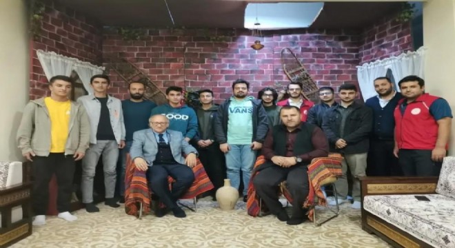 Palandöken GM'den Şiir Tadında ‘Şiir Sokağı'