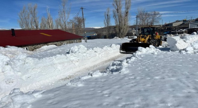 Palandöken kırsalında karla mücadele