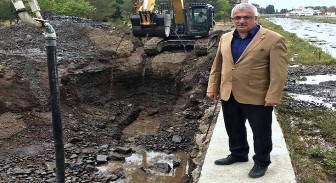 Pasinler Belediyesi Sevimli'yi onore etti