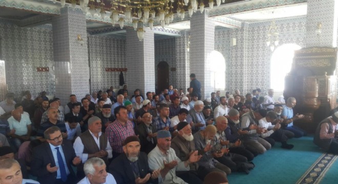 Pasinler'de 15 Temmuz şehitlerine vefa