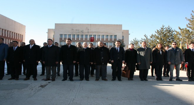 Pasinler'de Öğretmenler Günü kutlandı