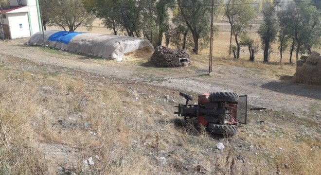 Pasinler'de traktör kazası: 3 yaralı