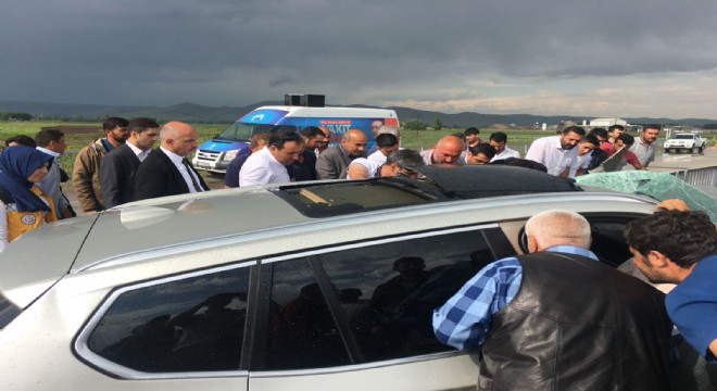 Pasinler'de zincirleme trafik kazası: 4 yaralı