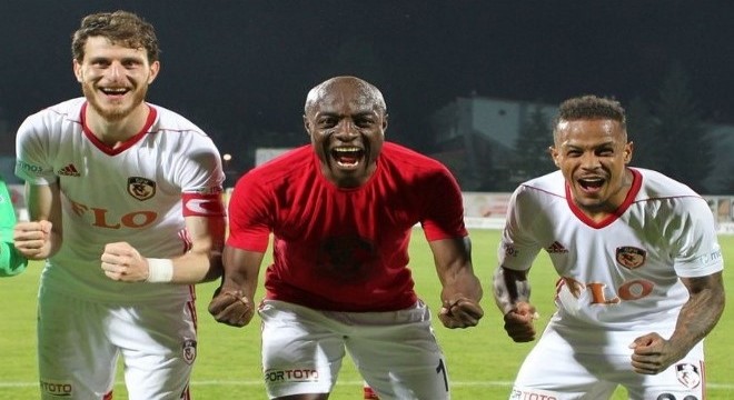 Pierre Webo'dan Gazişehir'e veda