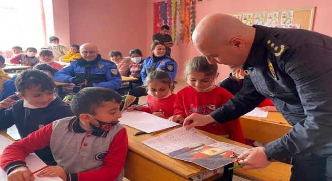 Polisten öğrencilere ‘rol model' ziyareti