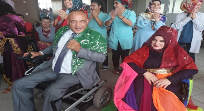 Rehabilitasyon Merkezi'nde düğün coşkusu