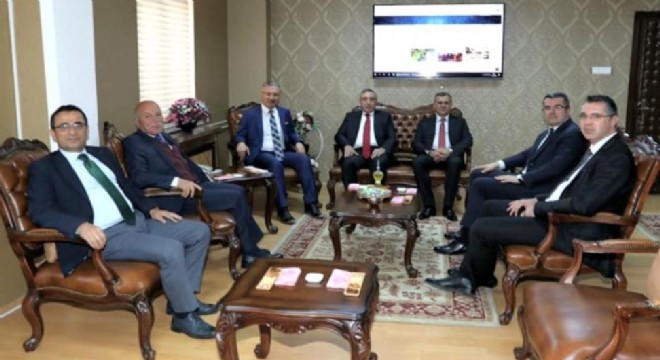 Rektör Levent, Memiş ve Sekmen'i ağırladı