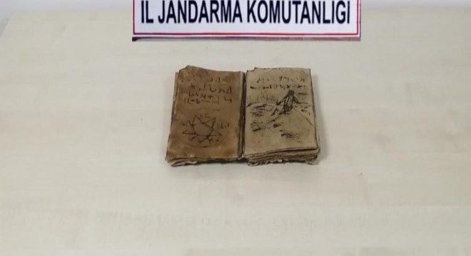 Roma döneminden kalma kitap ele geçirildi