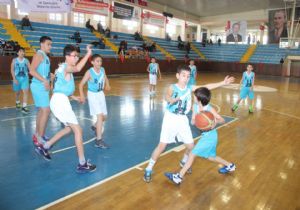 Büyükşehir'den basketbol altyapısına destek