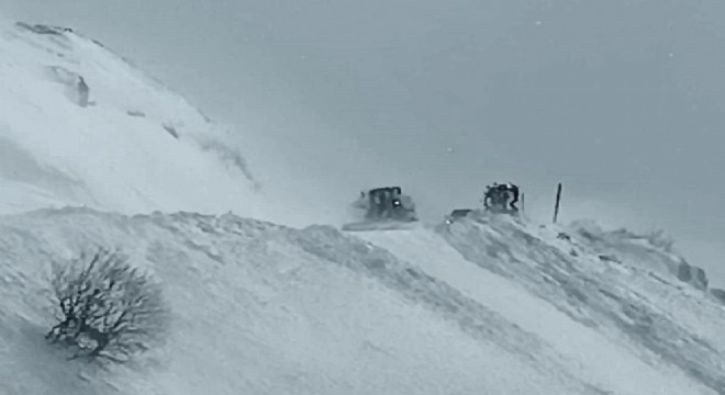 Sahara Geçidi'ne çığ düştü