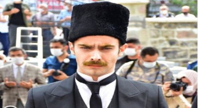 Şahiner, altıncı kez Atatürk'ü canlandıracak
