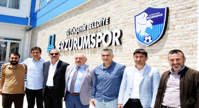 Şampiyon teknik kadro bozulmadı