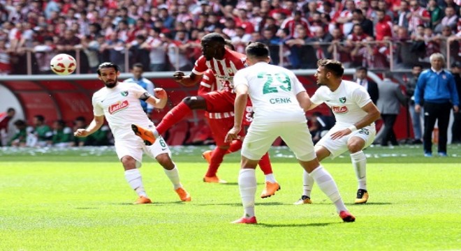 Samsunspor umudu terketti: 2-2