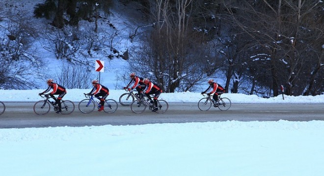 Sarıkamış Şehitleri için 650 kilometre pedal çevirecekler