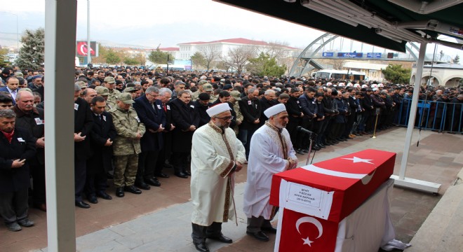 Şehit Akpınar dualarla uğurlandı