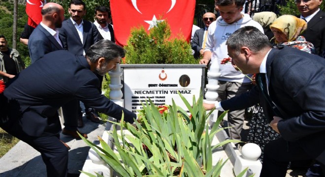 Şehit öğretmen Yılmaz dualarla anıldı
