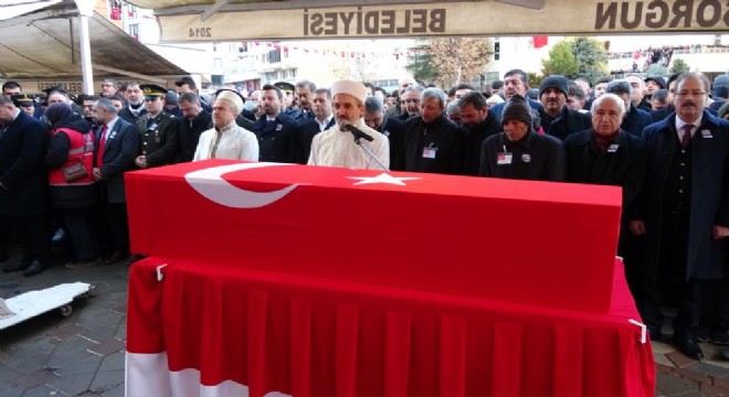 ‘Şehitlere rahmet, hainlere ebedi lanet'