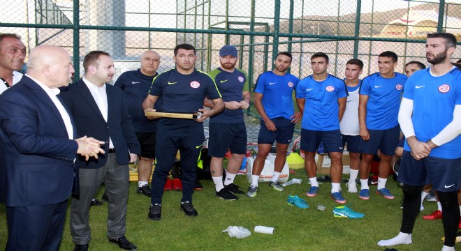 Sekmen, Antalyaspor kampında