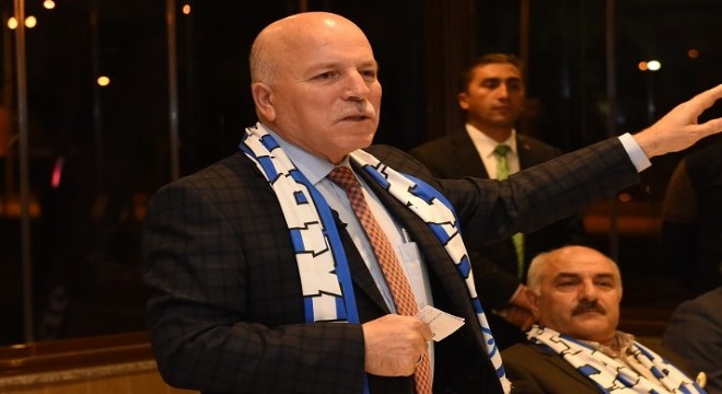 Sekmen Demirhan'ın istifasını değerlendirdi