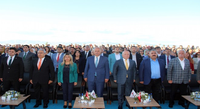 Sekmen: ‘En büyük yatırım eğitimdir'