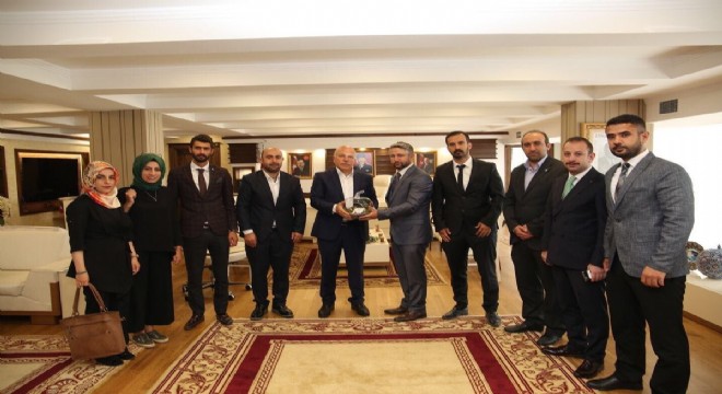 Sekmen TÜGVA ile istişare etti