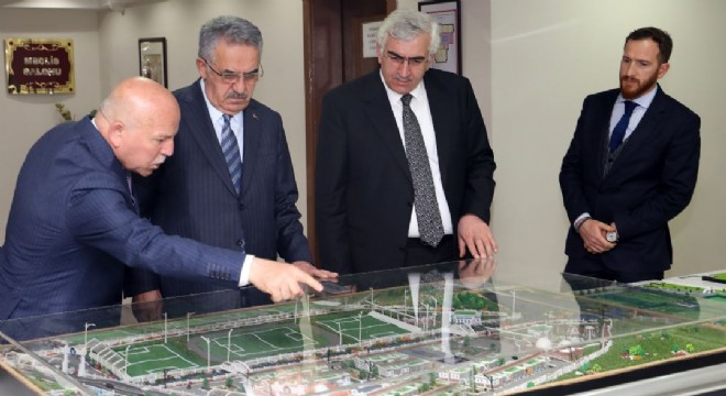 Sekmen'den Büyükşehir brifingi