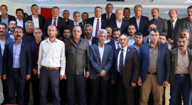 Sekmen'den Şenkaya istişaresi