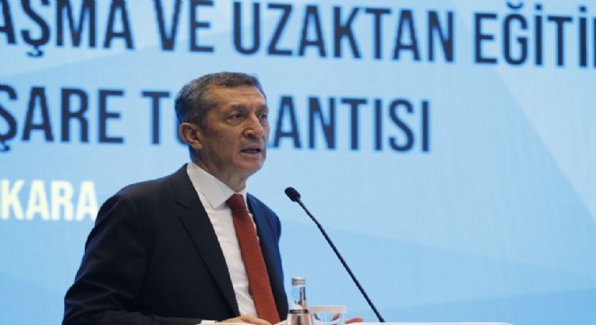 Selçuk'tan uzaktan eğitim açıklaması