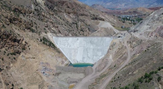 Şenkaya Sarıyar Barajı'yla 1.6 bin dekar arazi sulanacak