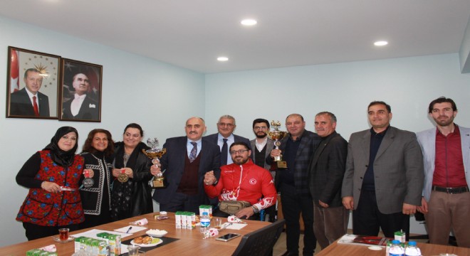 Seven  altınla ödüllendirildi
