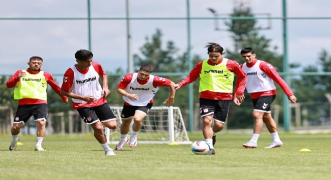 Sivasspor Erzurum'da hazırlıklarını sürdürüyor