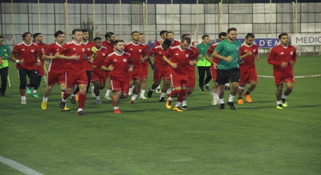 Sivasspor'da Erzurumspor maçı mesaisi