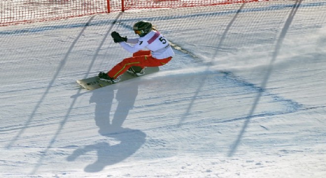 Snowboard cross finalleri tamamlandı