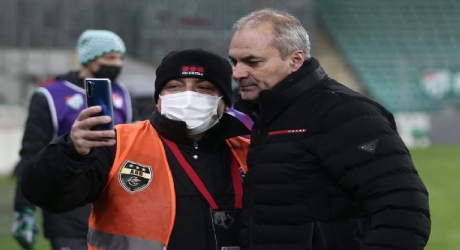 Sözeri:  'Erzurumspor Süper Lig'e çıkacak'