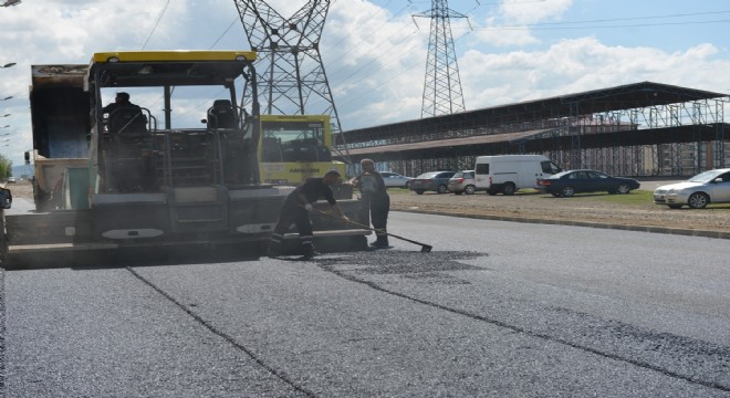 Şükrüpaşa'da asfaltlama seferberliği