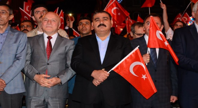 ‘Başkomutanımız Cumhurbaşkanımıza minnettarız'