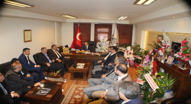 Sunar'dan MÜSİAD istişaresi