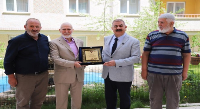Sunar'dan çevre duyarlılığına 'Örnek Site' plaketi