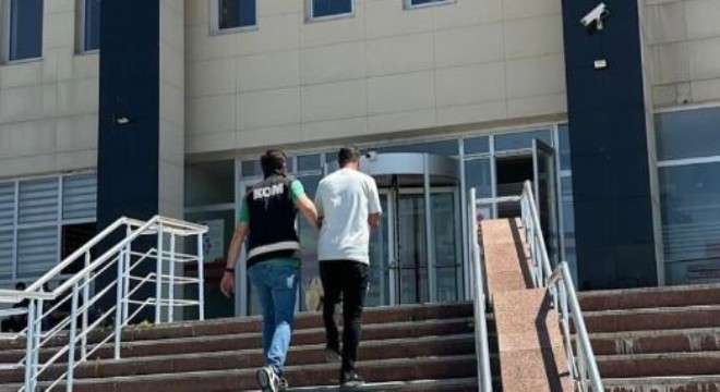 Sürücü kursu sınavına polisten operasyon