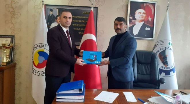 TOBB ve PTSO'dan eğitime tablet katkısı