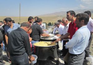 Toparlak Baba anıldı 