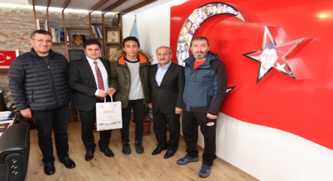 Tahtacı'ya övgü yağmuru