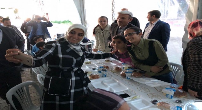 Taşkesenlioğlu seçmenleriyle buluştu