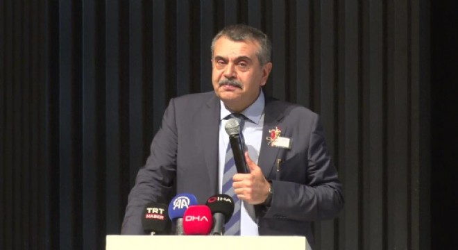 Tekin: Milli bilincimiz her daim zinde olmalı