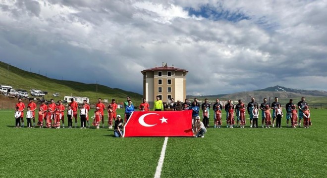Tekman'da Mustafa Çiftçi futbol turnuvası
