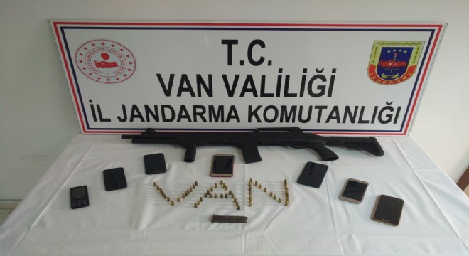 Terör operasyonu: 13 gözaltı