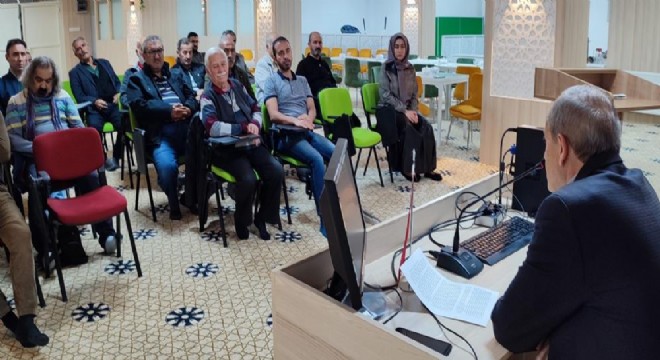 Törenek: ‘Karakoç bir çeşit mesnevi yazarıdır'