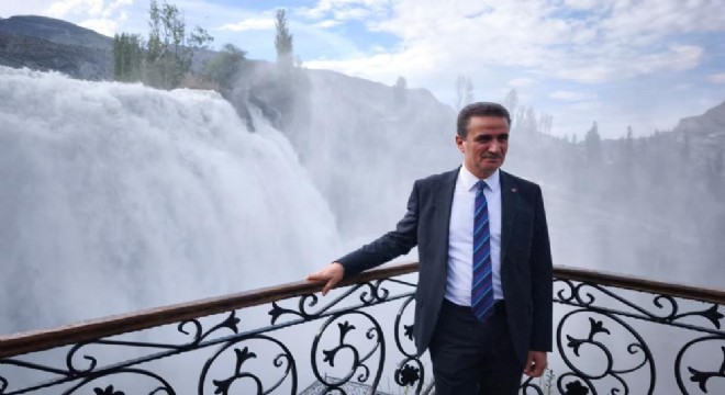 Tortum Şelalesinin debisi arttı